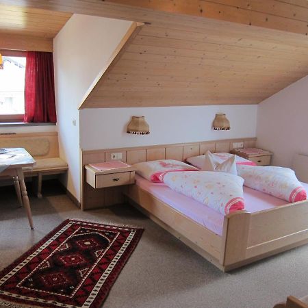 Gaestehaus Valentina Mayrhofen Luaran gambar