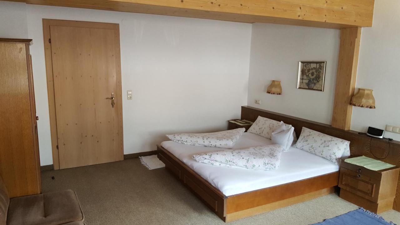 Gaestehaus Valentina Mayrhofen Luaran gambar